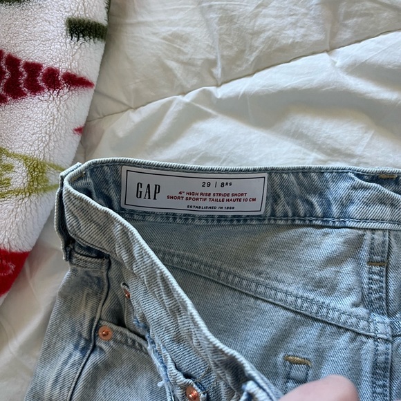 Gap Denim Short - Picture 3 of 4